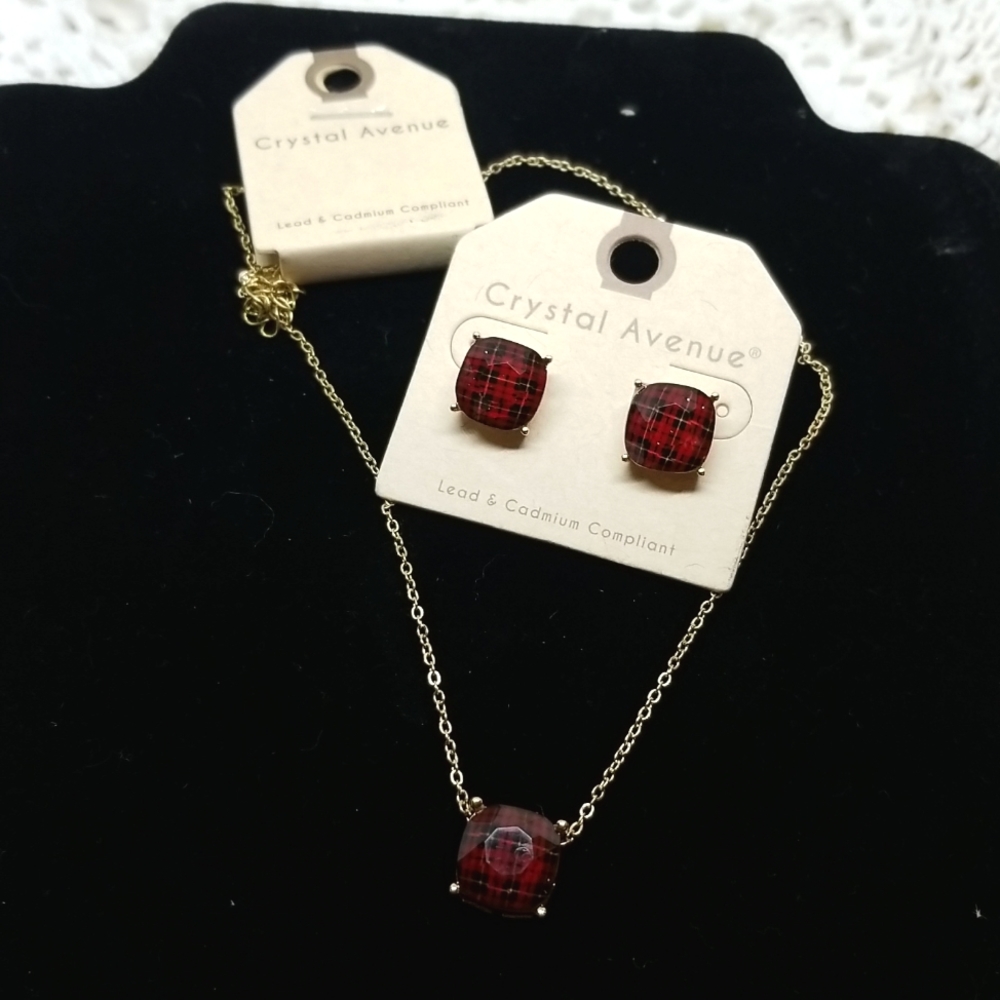 Necklace/Earring Set